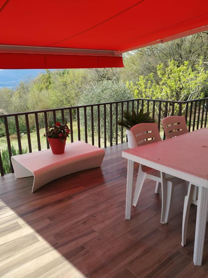 Вилла Casa Fellini Сан-Дзено-ди-Монтанья Экстерьер фото