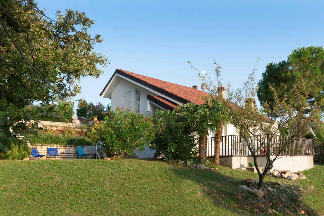 Вилла Casa Fellini Сан-Дзено-ди-Монтанья Экстерьер фото
